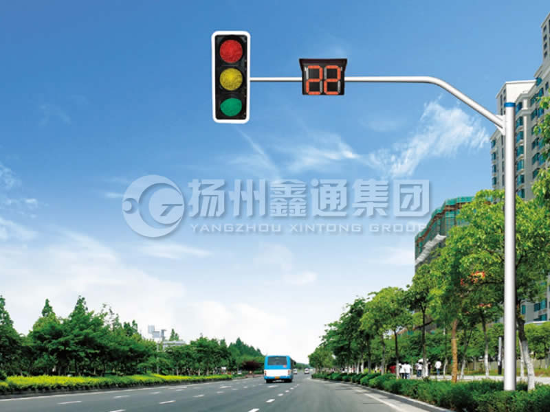 XHDG-010，彎臂信號燈桿，臨沂信號燈桿