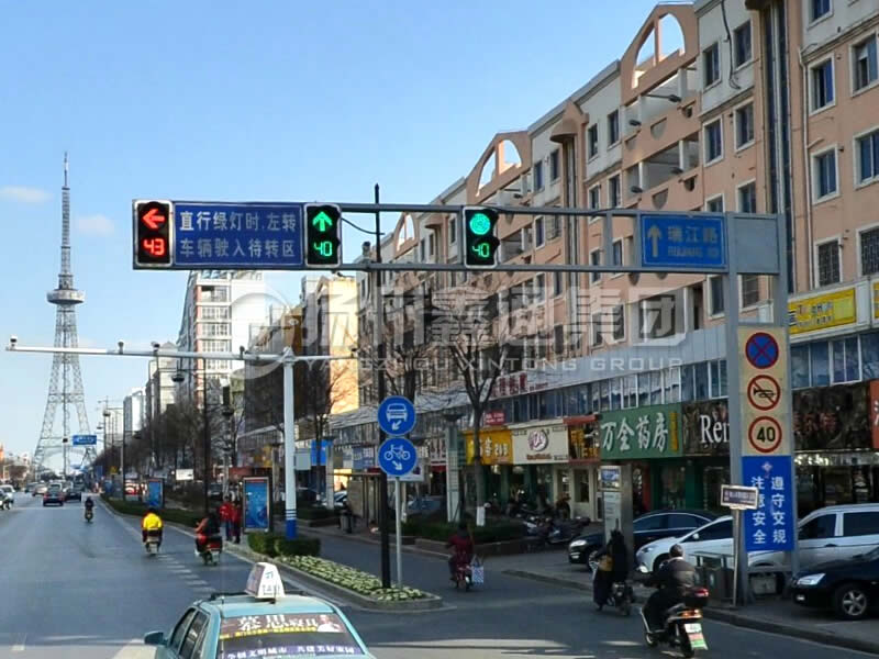 XHDG-022，框架信號燈桿