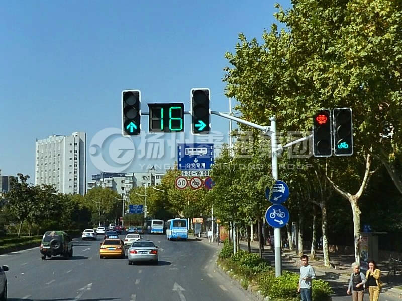 XHDG-039，燕翅信號(hào)燈桿，南京信號(hào)燈桿